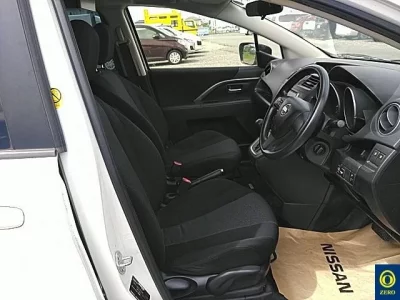 Nissan LAFESTA