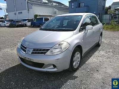 Nissan TIIDA LATIO
