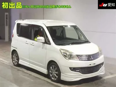 Mitsubishi DELICA D2
