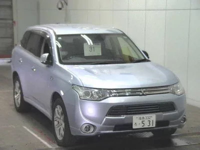 Mitsubishi OUTLANDER PHEV