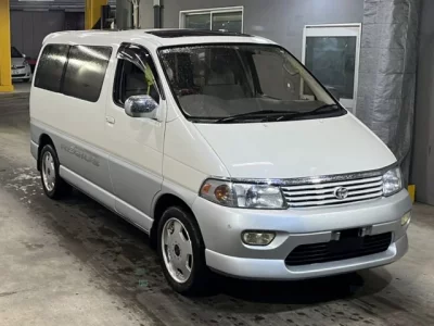 Toyota HIACE REGIUS