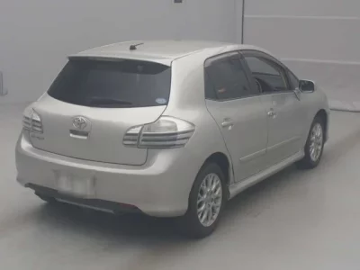 Toyota BLADE