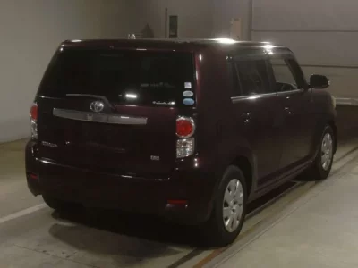 Toyota COROLLA RUMION
