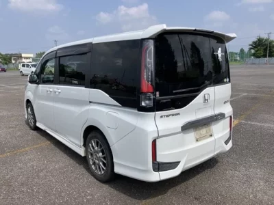 Honda STEP WAGON