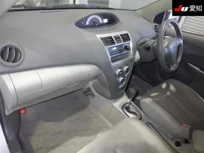 Toyota BELTA