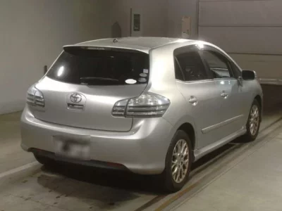 Toyota BLADE