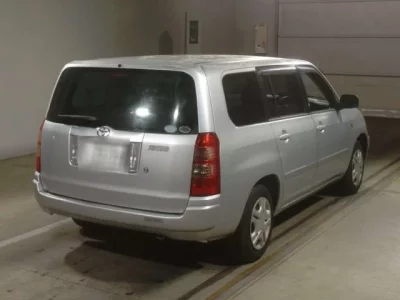 Toyota SUCCEED