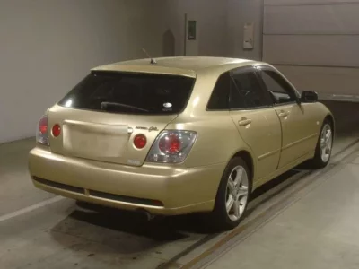 Toyota ALTEZZA WAGON