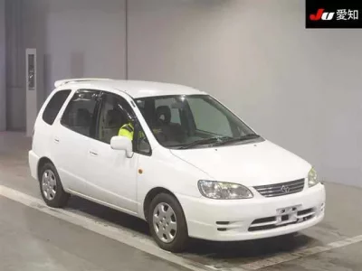 Toyota COROLLA SPACIO