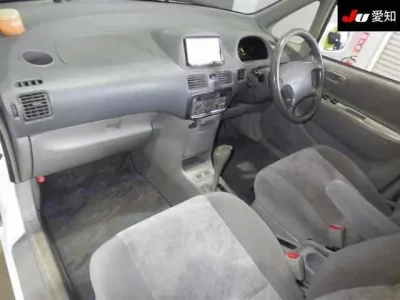 Toyota COROLLA SPACIO