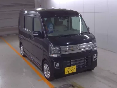Nissan CLIPPER RIO