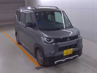 Mitsubishi DELICA MINI