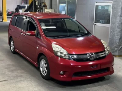 Toyota ISIS
