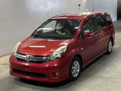 Toyota ISIS