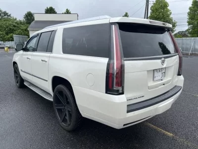 GM CADILLAC ESCALADE