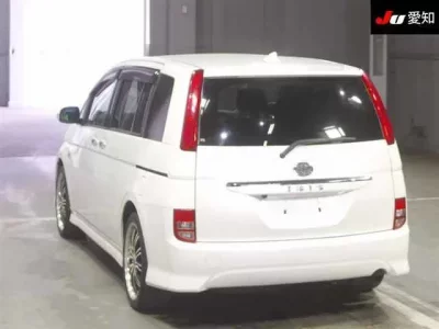 Toyota ISIS