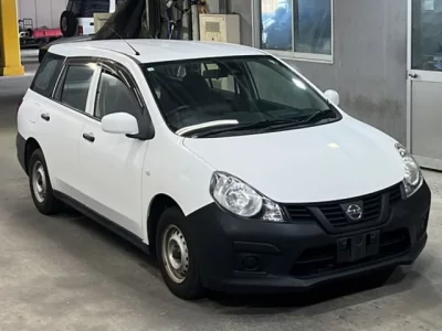 Nissan AD