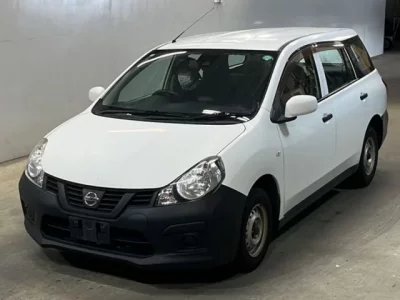 Nissan AD