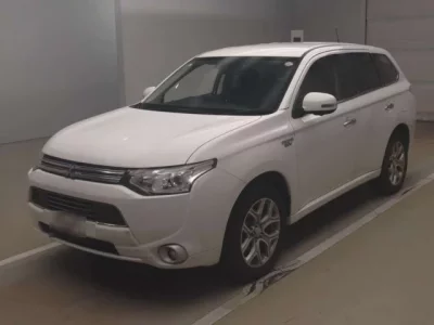 Mitsubishi OUTLANDER PHEV