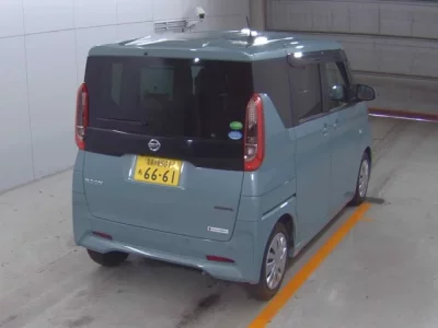 Nissan ROOX
