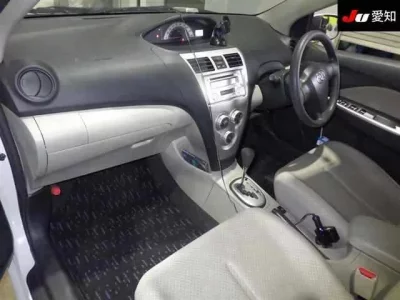 Toyota BELTA
