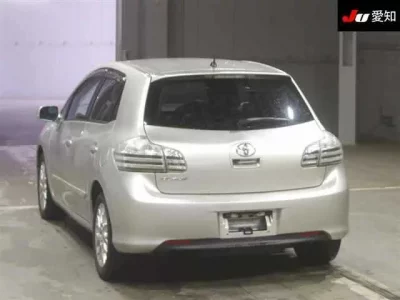 Toyota BLADE