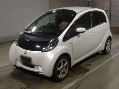 Mitsubishi I