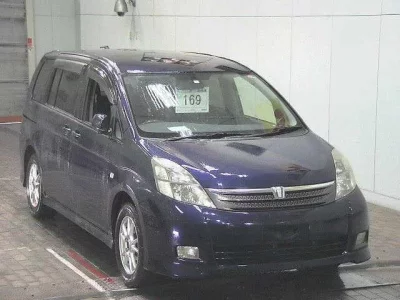 Toyota ISIS