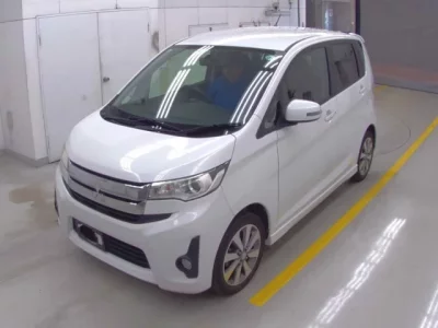Mitsubishi EK CUSTOM