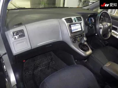 Toyota MARK X ZIO
