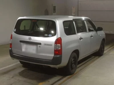 Toyota SUCCEED