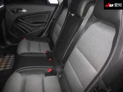 Mercedes-Benz CLA CLASS