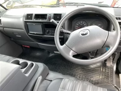 Mazda BONGO VAN