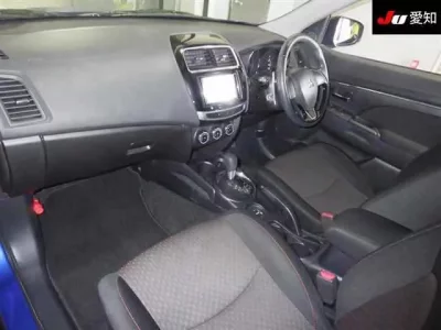 Mitsubishi RVR