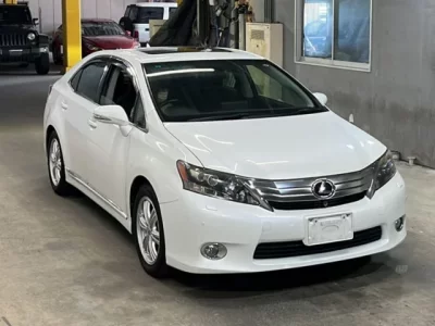 Lexus HS