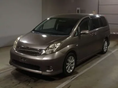 Toyota ISIS