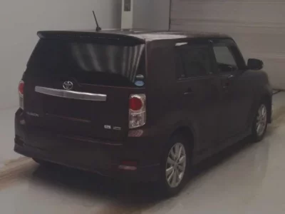 Toyota COROLLA RUMION