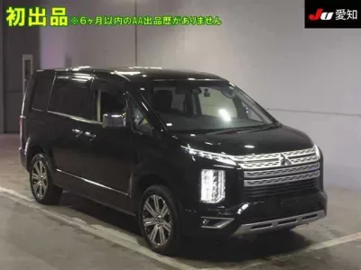 Mitsubishi DELICA D5