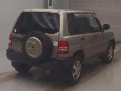 Mitsubishi PAJERO IO