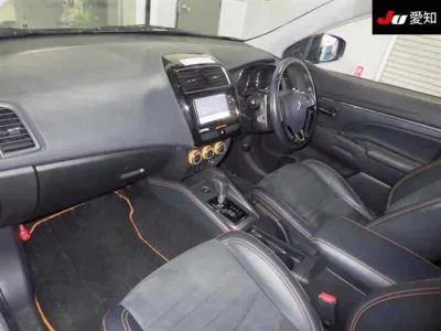 Mitsubishi RVR