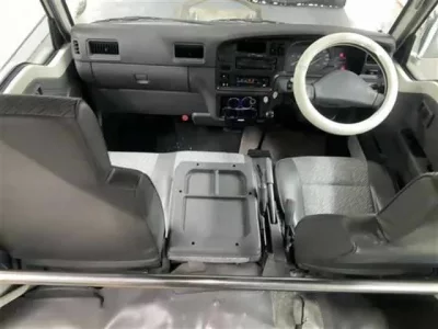 Nissan CARAVAN BUS