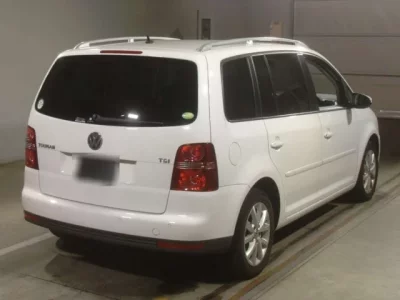 Volkswagen GOLF TOURAN