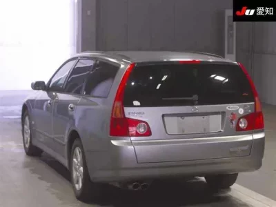 Nissan STAGEA