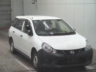 Nissan AD
