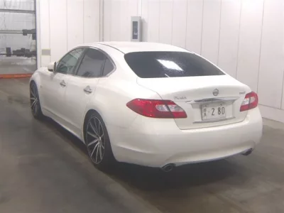 Nissan FUGA