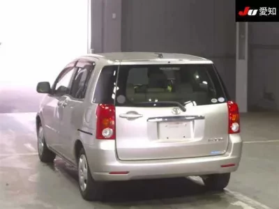 Toyota RAUM