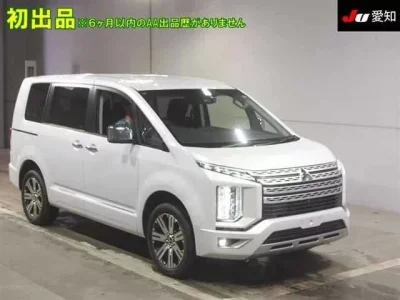 Mitsubishi DELICA D5