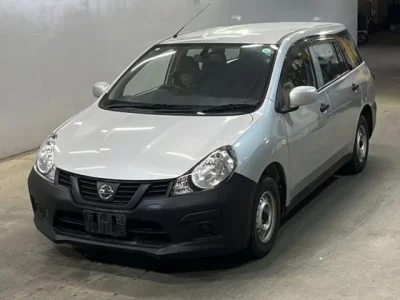 Nissan AD