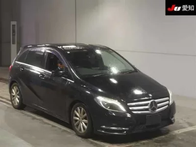 Mercedes-Benz B CLASS