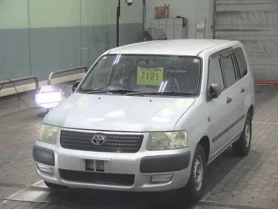 Toyota SUCCEED